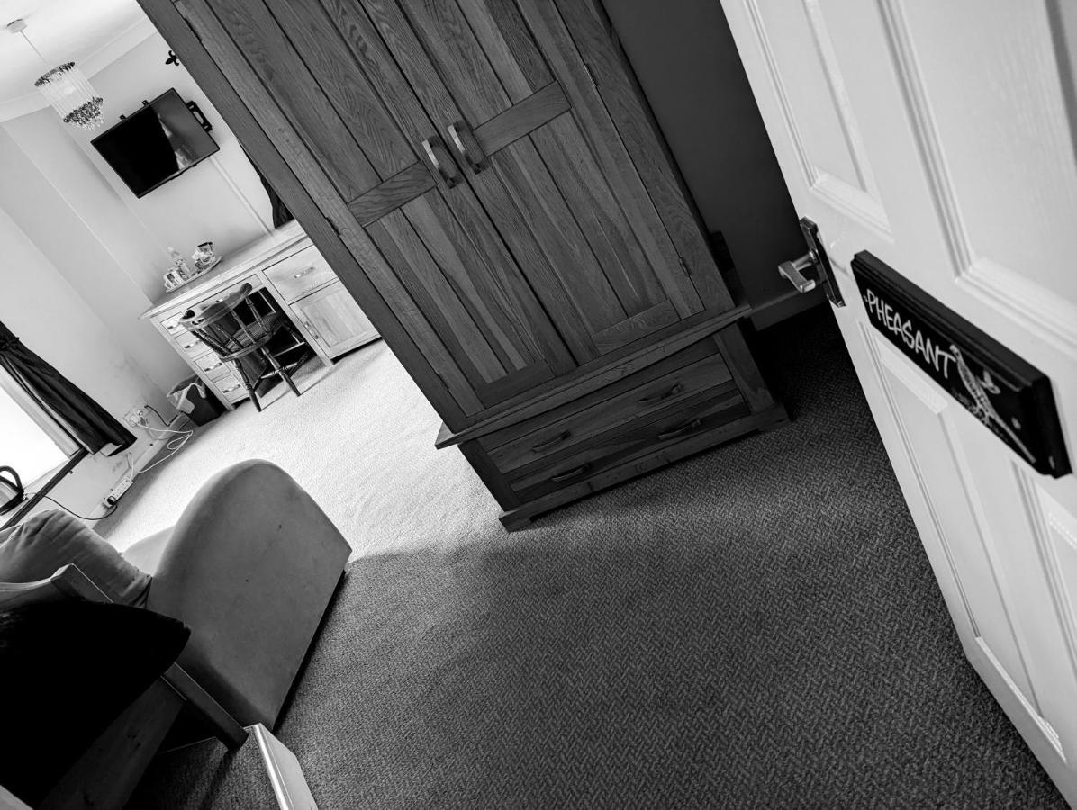 The Manor House Inn コンセット エクステリア 写真