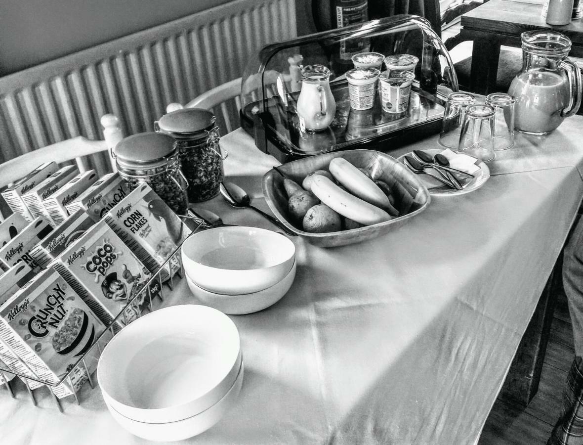 The Manor House Inn コンセット エクステリア 写真